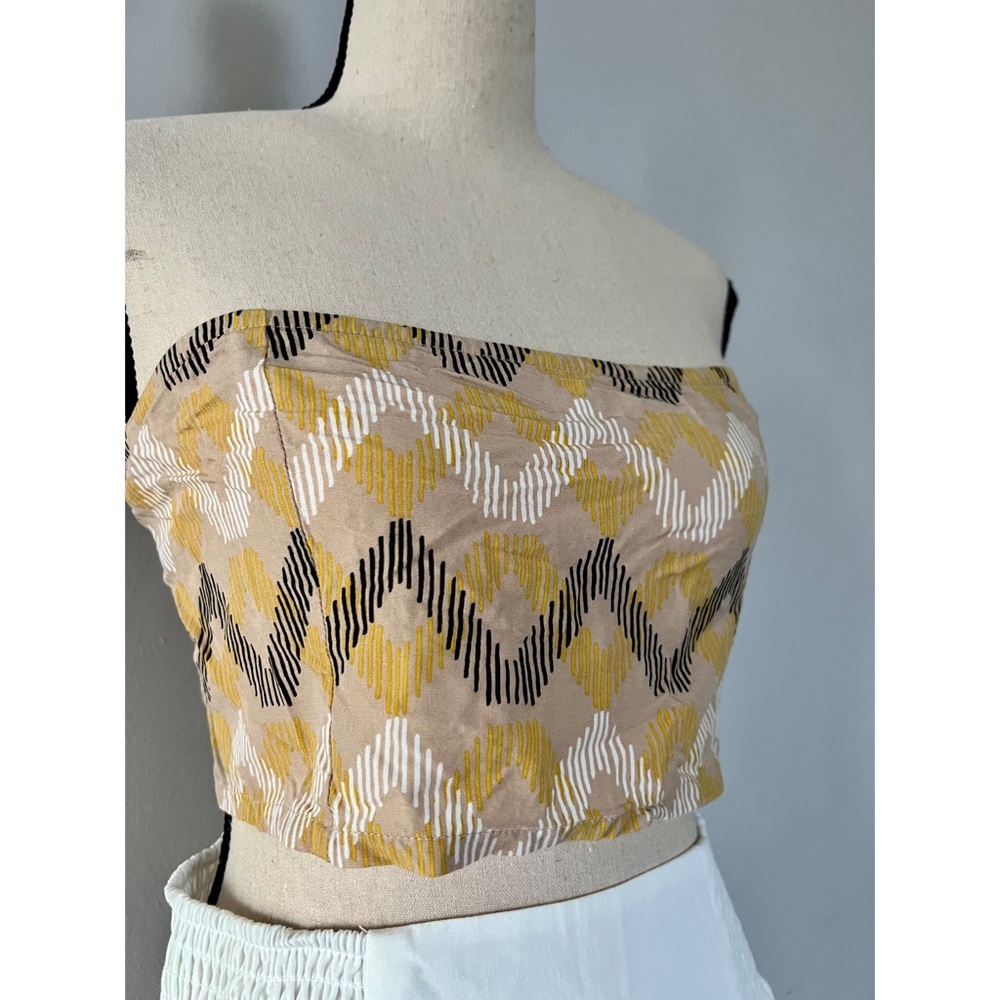 Neutral colors crop top
